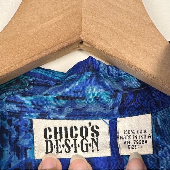 Vntg Chico's Design Silk Raw Blue Paisley Beaded Button Up Jacket Blouse Sz 1 - Picture 5 of 10